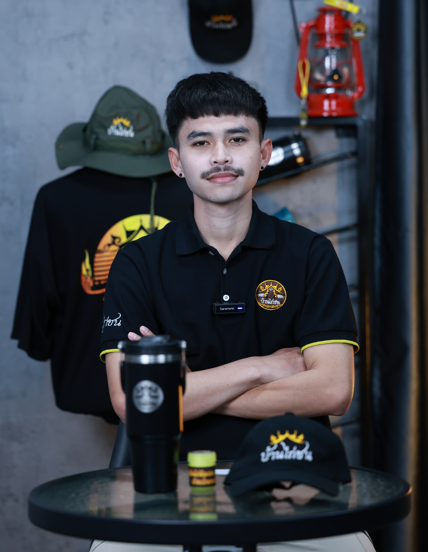 ไอ้หนุ่ม ไก่ชน